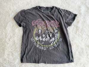 Aerosmith Get Your Wings U.S. Tour '74 Graphic T-Shirt Size M
